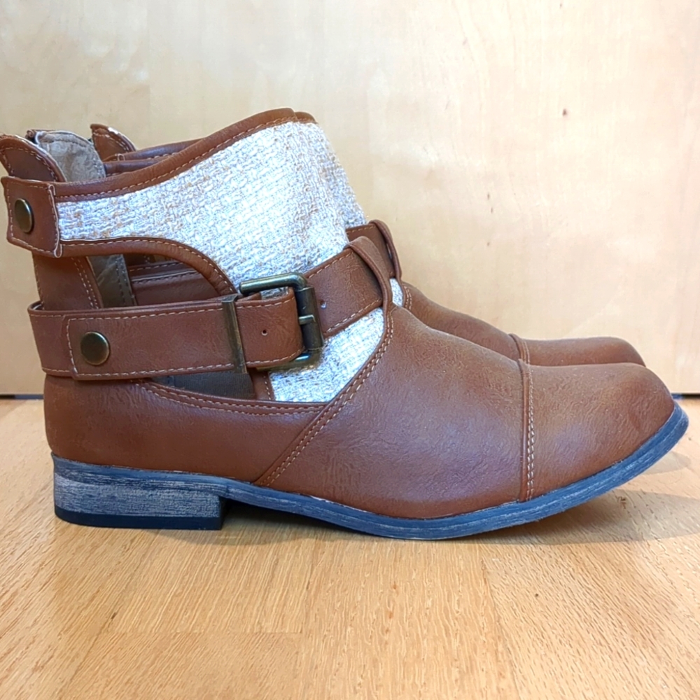 XOXO booties